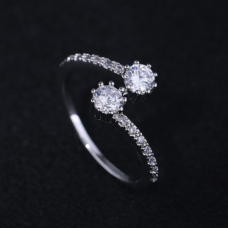 Foreign trade explosion hand ornament, European and American luxury, high-grade, zircon ring speed selling eBay wedding engagement ring - Zentrova Foreign trade explosion hand ornament, European and American luxury, high-grade, zircon ring speed selling eBay wedding engagement ring - Zentrova