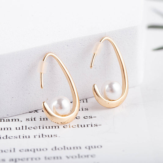 New Pearl Earrings With Brass Texture Metal - Zentrova New Pearl Earrings With Brass Texture Metal - Zentrova