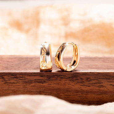 Personalized Simple Hollow Carved Women's Earrings - Zentrova - Alternative View Personalized Simple Hollow Carved Women's Earrings - Zentrova - Alternative View