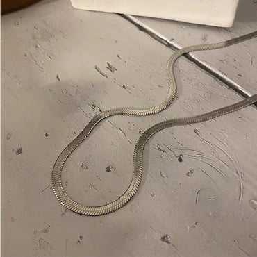 Titanium Steel Basic Style Necklace For Men And Women - Zentrova - Alternative View