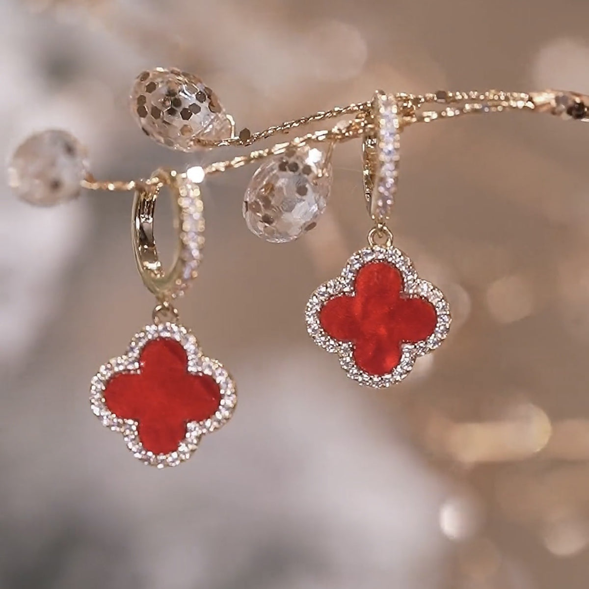 Women's Fashion Temperament Four-leaf Clover Earrings - Zentrova