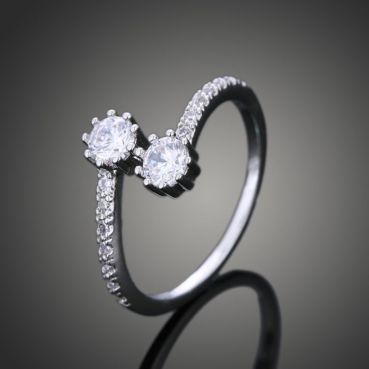 Foreign trade explosion hand ornament, European and American luxury, high-grade, zircon ring speed selling eBay wedding engagement ring - Zentrova