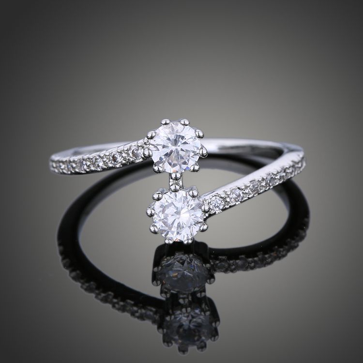 Foreign trade explosion hand ornament, European and American luxury, high-grade, zircon ring speed selling eBay wedding engagement ring - Zentrova