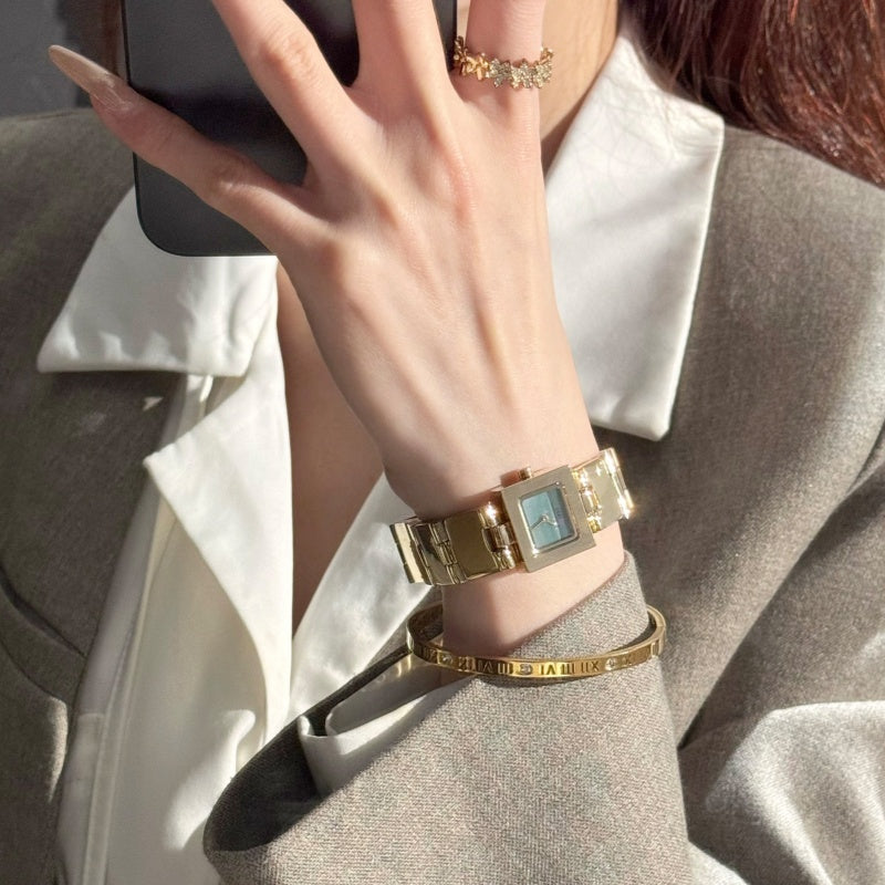 Small Square Watch Light Luxury Niche Fashionable Minimalis For Women - Zentrova
